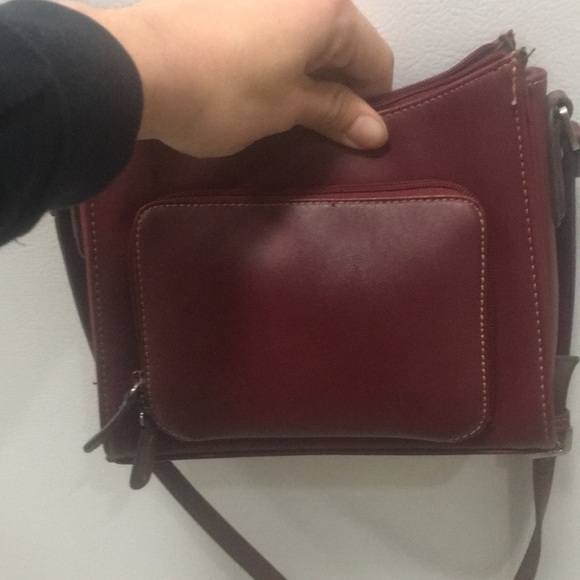 LIZ CLAIBORNE big shoulder purse red - Picture 4 of 4